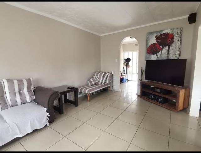 3 BEDROOM HOUSE FOR SALE IN VANDERBIJLPARK SW 1